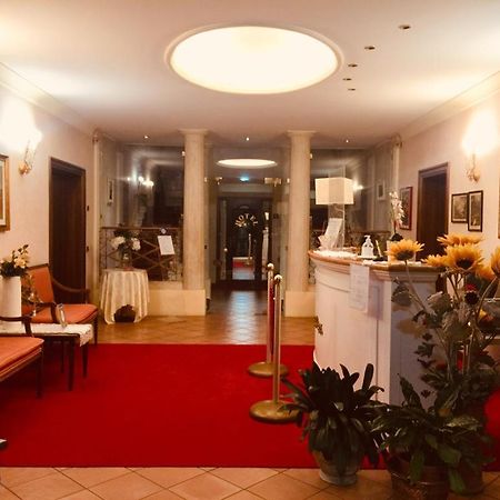 Hotel La Loggia Mestrino Exteriör bild